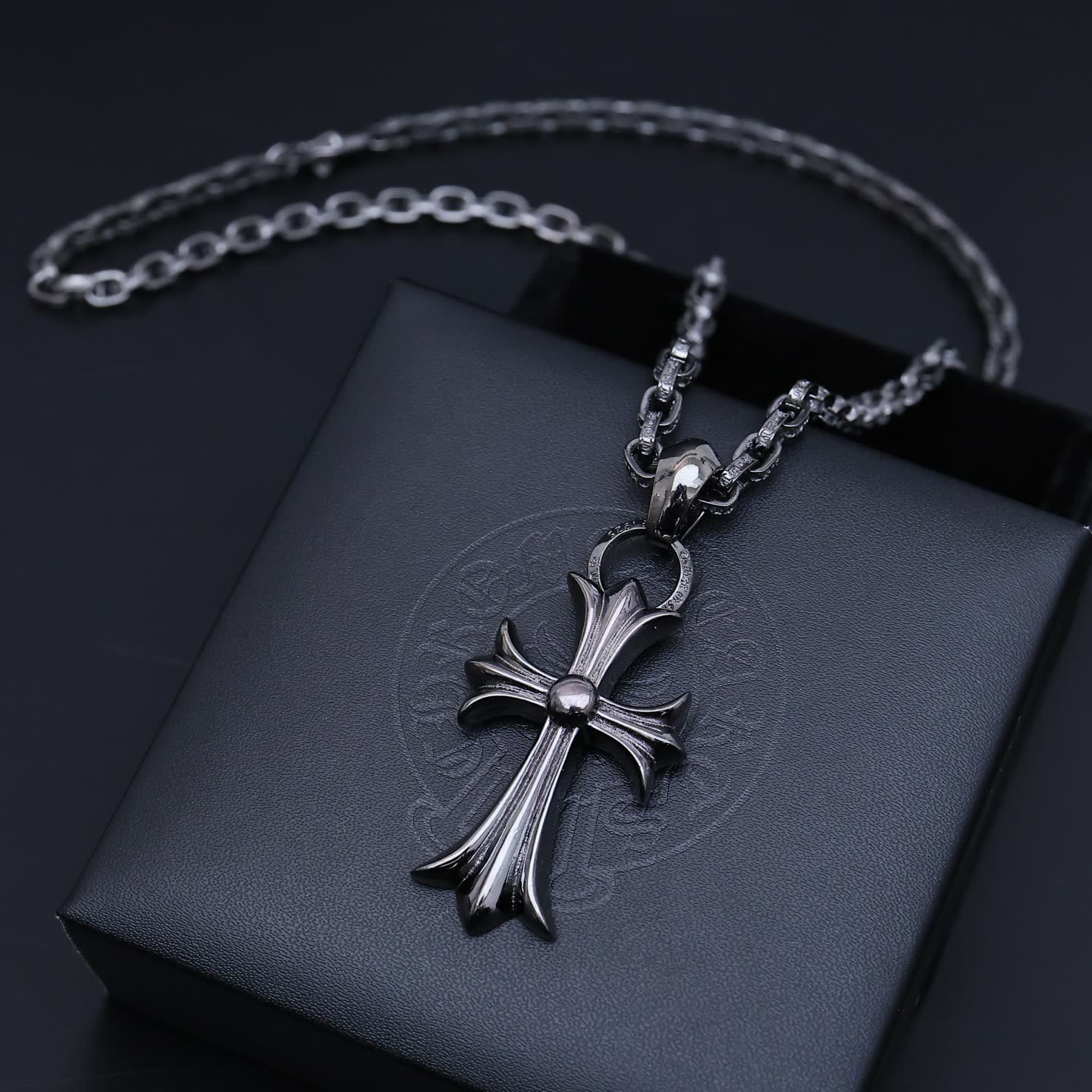 Chrome Hearts CHRISTUS JEWELS Silver Cross Pendant with Chain